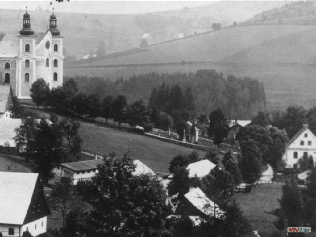 Bärnwald.Blick auf die Kirche